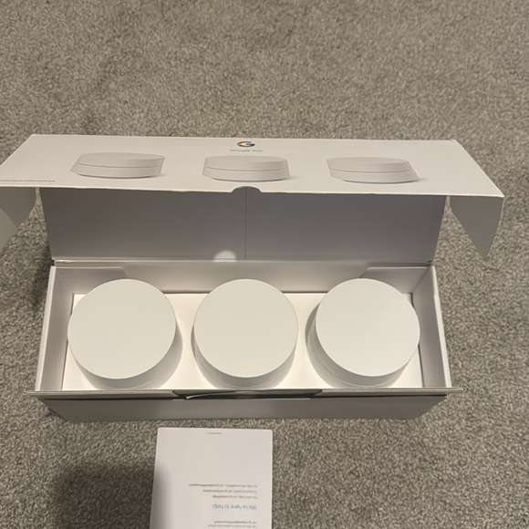 NEW NEVER USED Google WiFi - AC1200 Mesh WiFi System - WiFi Router (3 pack) - Picture 2 of 2
